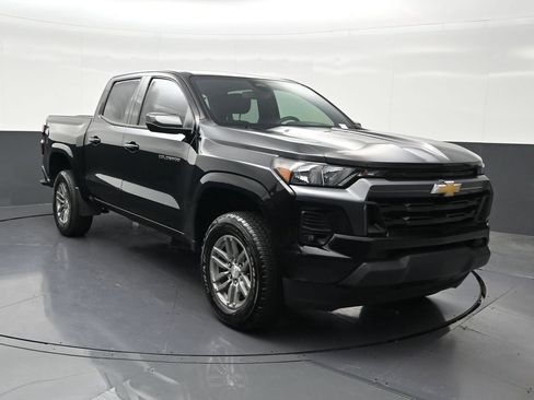 Used 2023 Chevrolet Colorado LT w/ LT Convenience Package RWD image 8