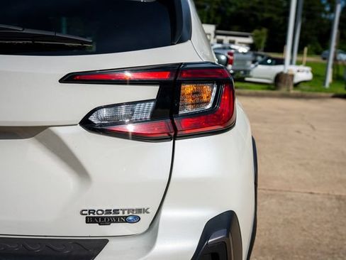 Certified 2025 Subaru Crosstrek 2.5i Limited w/ Popular Package #3A AWD/4WD image 17