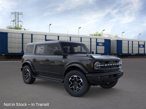 New 2026 Ford Bronco Outer Banks AWD/4WD image 7