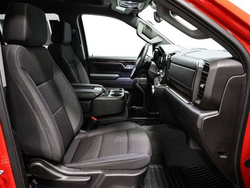 Used 2024 GMC Sierra 1500 SLE image 24