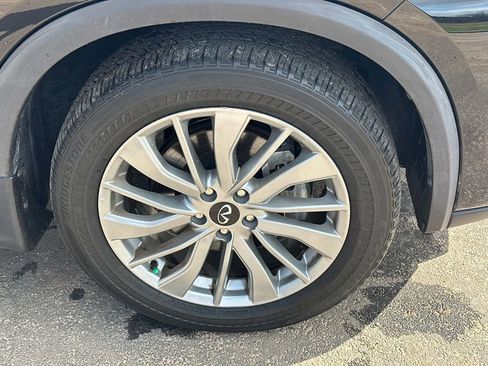 Used 2023 INFINITI QX50 Pure image 12