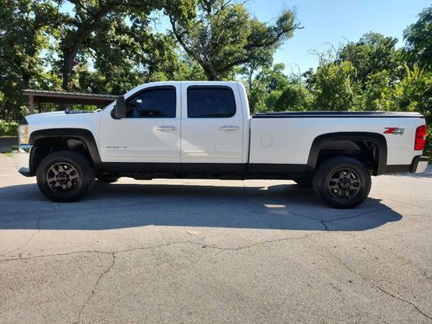 Used 2014 Chevrolet Silverado 3500 LTZ w/ LTZ Plus Package AWD/4WD image 4