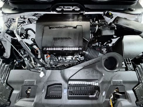 Used 2025 Honda Pilot EX-L image 12