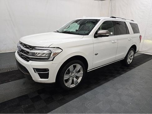 Used 2024 Ford Expedition King Ranch AWD/4WD image 3