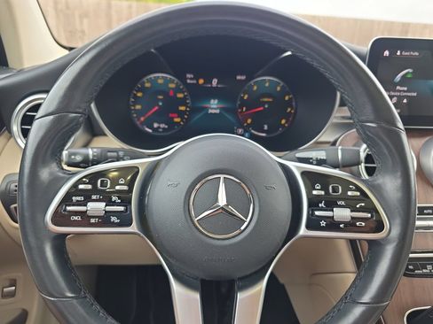 Certified 2022 Mercedes-Benz GLC 300 4MATIC w/ Premium Package Lite image 20