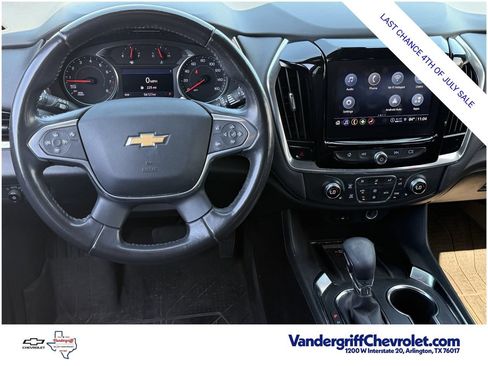 Certified 2022 Chevrolet Traverse LT FWD image 10