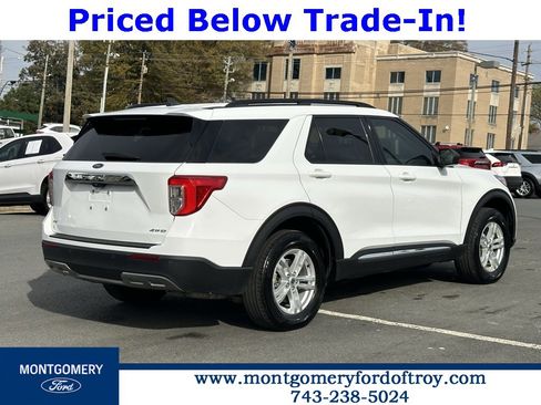 Used 2023 Ford Explorer XLT w/ Equipment Group 202A image 8