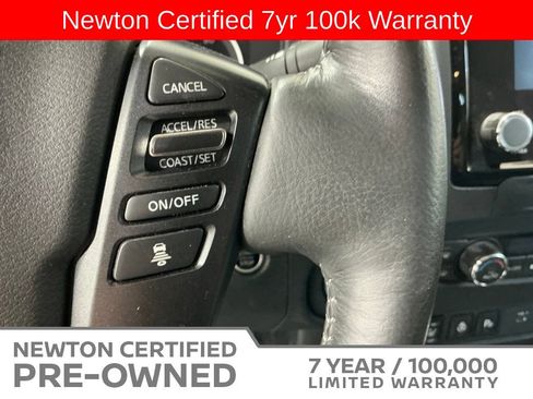 Used 2023 Nissan Frontier SV w/ Technology Package AWD/4WD image 31