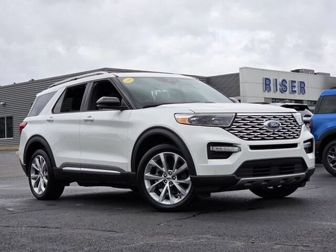 Used 2021 Ford Explorer Platinum w/ Equipment Group 601A AWD/4WD image 23