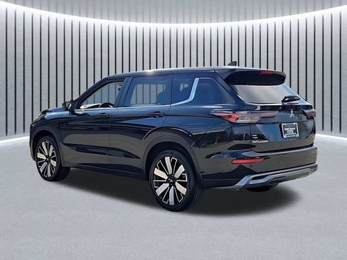 New 2026 Mitsubishi Outlander SE FWD image 4
