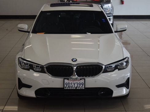 Used 2019 BMW 330i Sedan w/ Driving Assistance Package RWD image 9