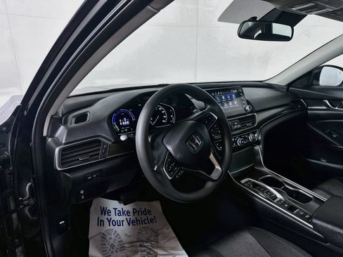 Used 2021 Honda Accord EX image 9