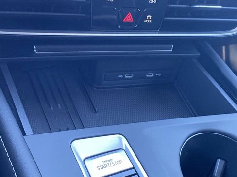 New 2026 Volkswagen Atlas SE image 24