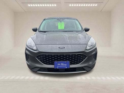 Used 2022 Ford Escape SE w/ Cold Weather Package image 2