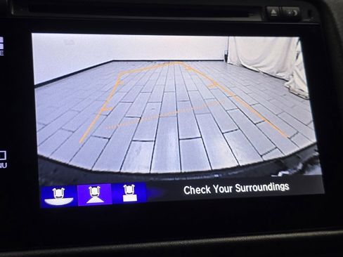 Used 2018 Honda HR-V EX image 6