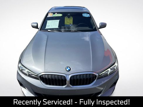 Used 2023 BMW 330i Sedan w/ Driving Assistance Package RWD image 3