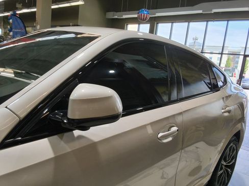 Used 2022 BMW X6 xDrive40i w/ Executive Package AWD/4WD image 12