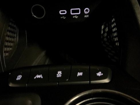 Used 2023 Chevrolet TrailBlazer LT w/ Convenience Package image 21