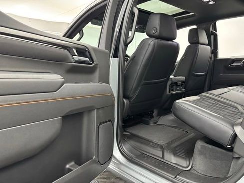 New 2026 GMC Sierra 1500 AT4 w/ AT4 Premium Package AWD/4WD image 40