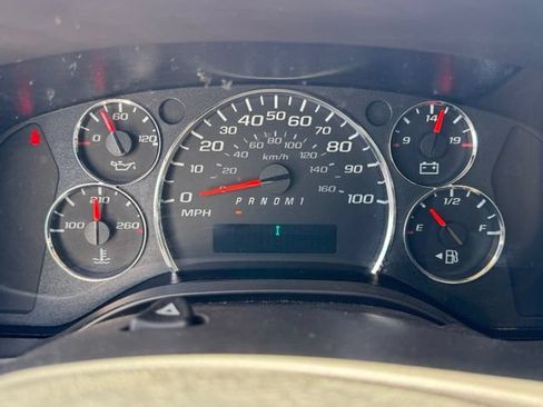 Certified 2025 GMC Savana 2500 w/ Driver Convenience Package RWD image 15