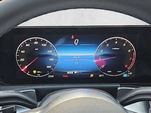 New 2026 Mercedes-Benz GLB 250 image 11