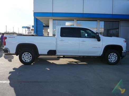 Used 2022 Chevrolet Silverado 3500 LT w/ Convenience Package image 32