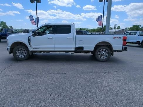 Used 2024 Ford F350 Lariat w/ Chrome Package AWD/4WD image 4