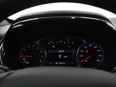 Used 2023 Chevrolet Traverse LT FWD image 27