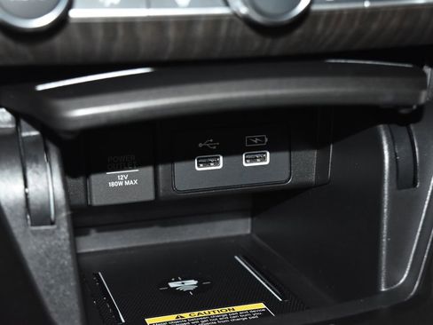 Used 2022 Honda Accord Touring image 16