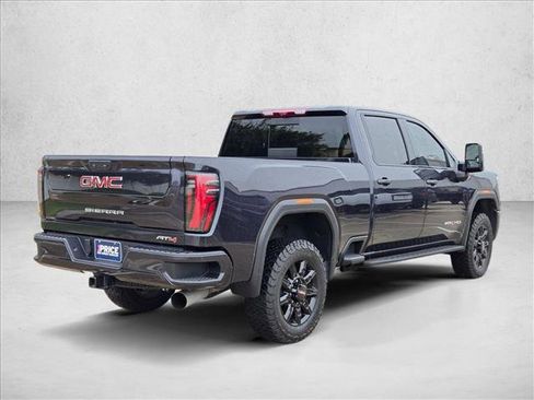 Used 2025 GMC Sierra 2500 AT4 w/ AT4 Premium Plus Package AWD/4WD image 5