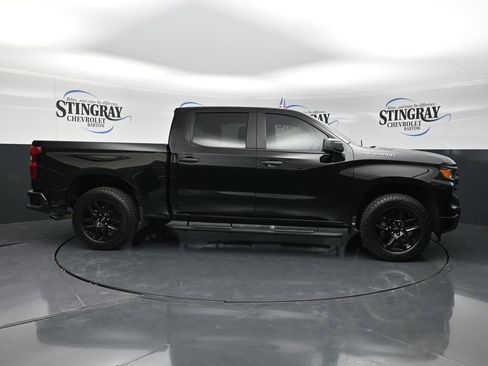 Certified 2025 Chevrolet Silverado 1500 Custom w/ LPO, Dark Essentials Package AWD/4WD image 10