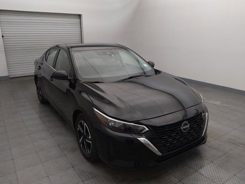 Used 2024 Nissan Sentra SV image 13