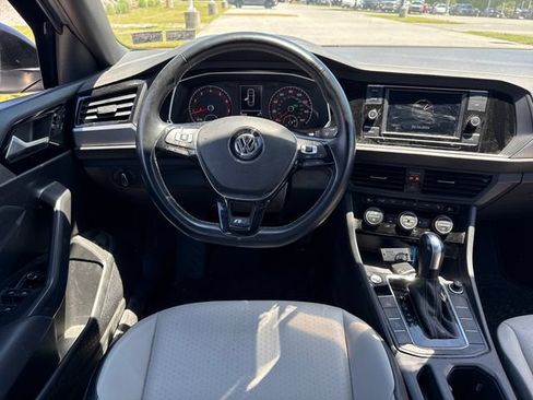 Used 2021 Volkswagen Jetta R-Line w/ R-Line Cold Weather Package FWD image 19