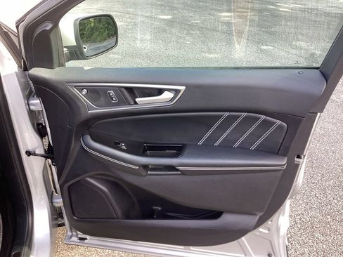Used 2019 Ford Edge ST w/ Equipment Group 401A AWD/4WD image 33