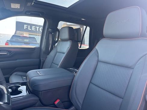 New 2026 GMC Yukon AT4 w/ AT4 Premium Plus Package AWD/4WD image 13