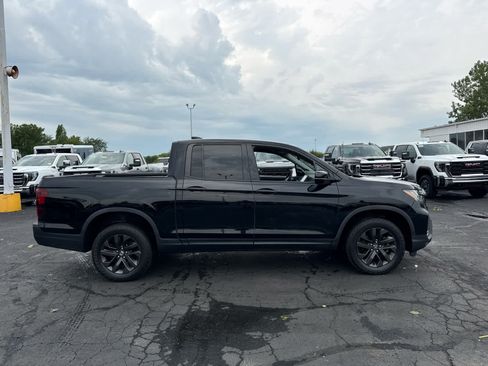Used 2023 Honda Ridgeline Sport image 6