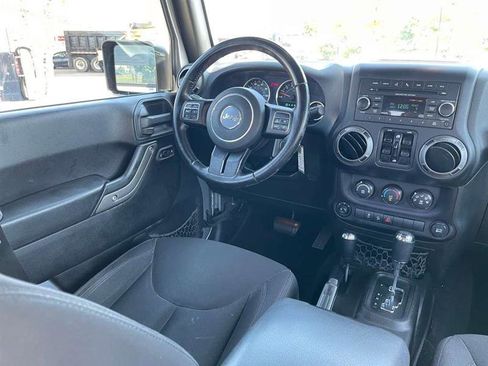 Used 2016 Jeep Wrangler Unlimited Sport w/ Quick Order Package 24S AWD/4WD image 71