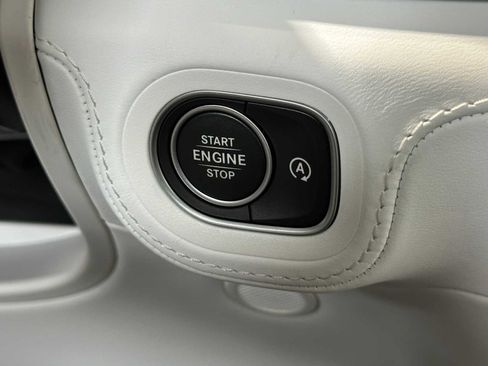New 2025 Mercedes-Benz Maybach GLS 600 4MATIC image 39