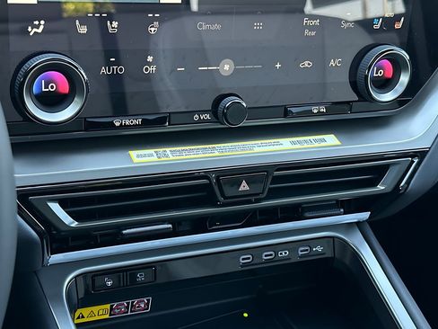 New 2026 Lexus TX 350 AWD image 25