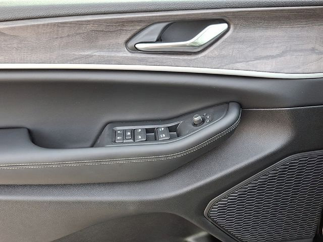 New 2026 Jeep Grand Cherokee Altitude AWD/4WD image 6