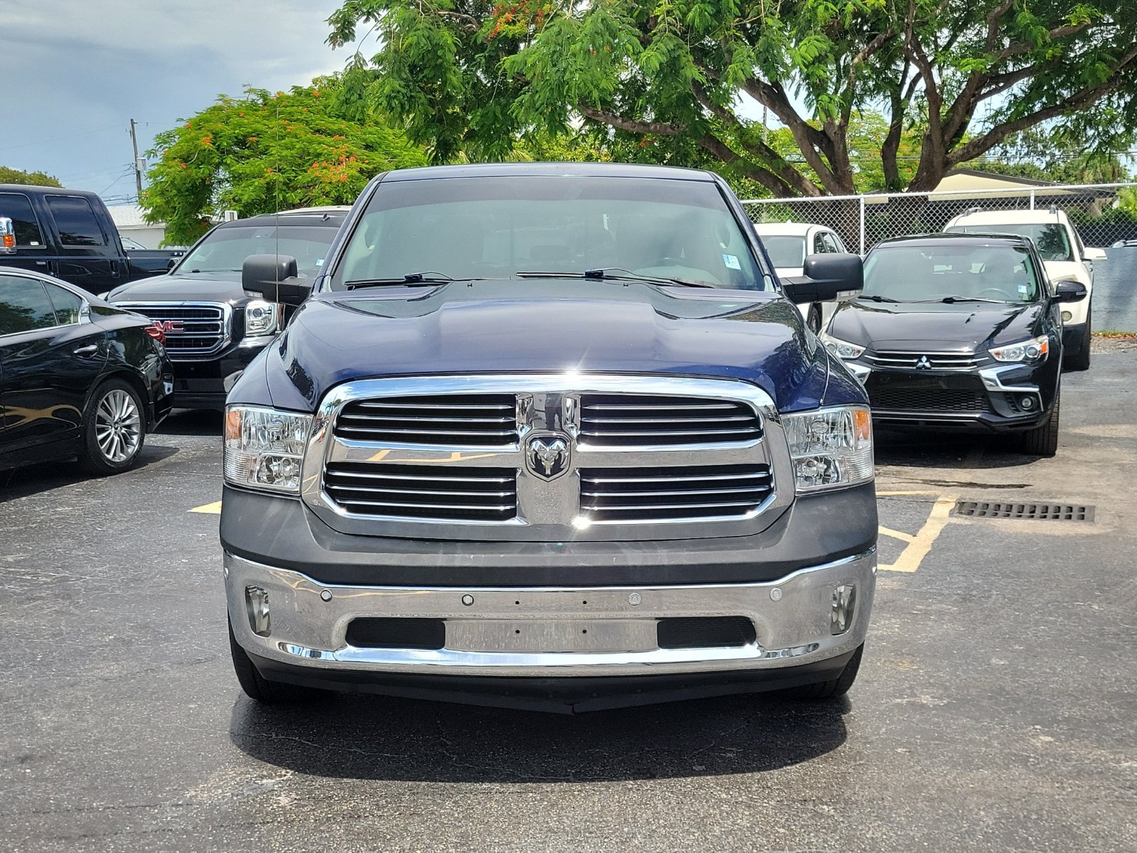 Used 2015 RAM 1500 Big Horn RWD image 2
