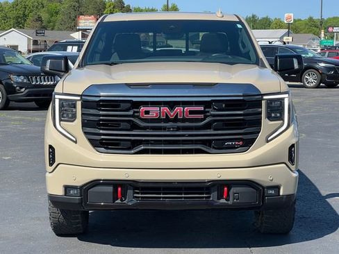 Used 2023 GMC Sierra 1500 AT4 w/ Technology Package AWD/4WD image 48