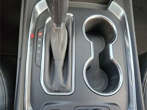 Used 2020 Chevrolet Traverse RS w/ LPO, 'HIT The Road' Package image 27