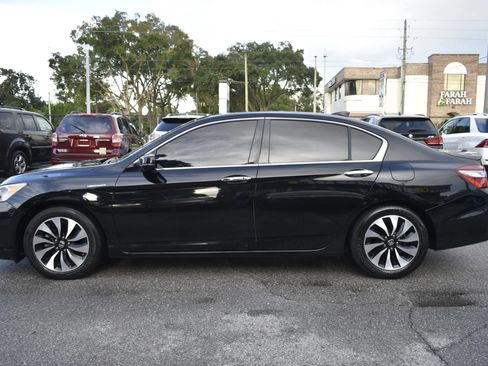 Used 2017 Honda Accord EX-L image 5