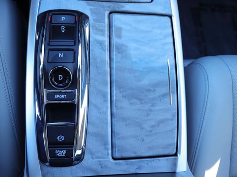 Used 2020 Acura RLX Sport Hybrid w/ Advance Pkg image 37