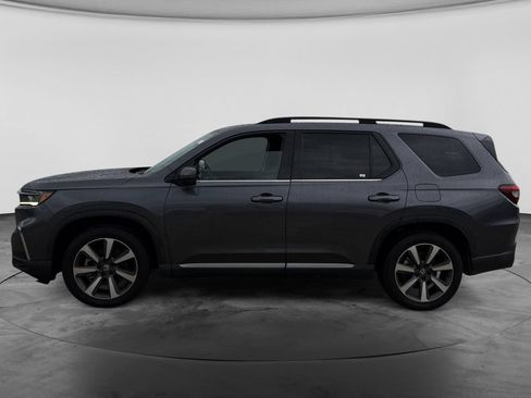 Used 2025 Honda Pilot Elite image 6