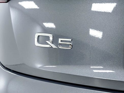 Used 2023 Audi Q5 e Premium Plus w/ Premium Plus Package AWD/4WD image 25