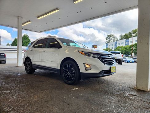 Used 2021 Chevrolet Equinox LT AWD/4WD image 7