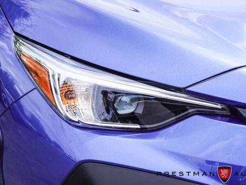 Used 2025 Subaru Crosstrek 2.0i Premium AWD/4WD image 19