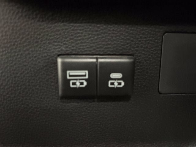 Used 2024 Toyota Tundra SR5 w/ SR5 Convenience Package AWD/4WD image 20